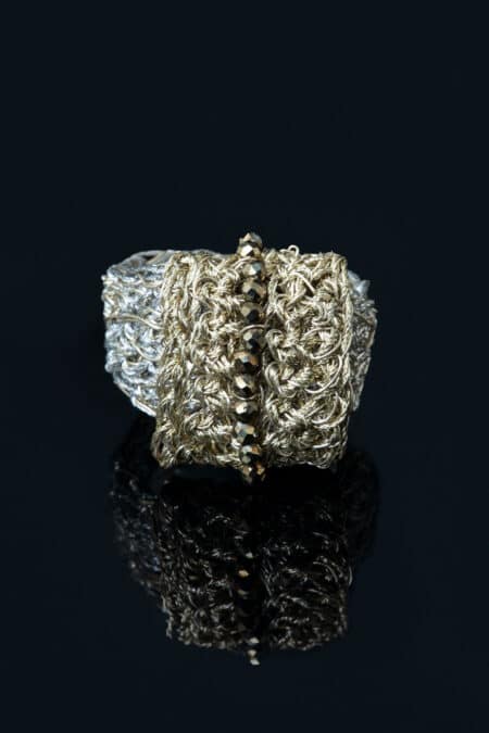 Πλεκτό ασημένιο δαχτυλίδι με χρυσόνημα, και σιδηροπυρίτη gallery 2