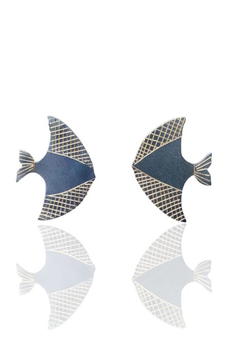 Χειροποίητα κοσμήματα | Σκουλαρίκια ψάρια από ορείχαλκο με χάραξη και μαύρη επιπλατίνωση main