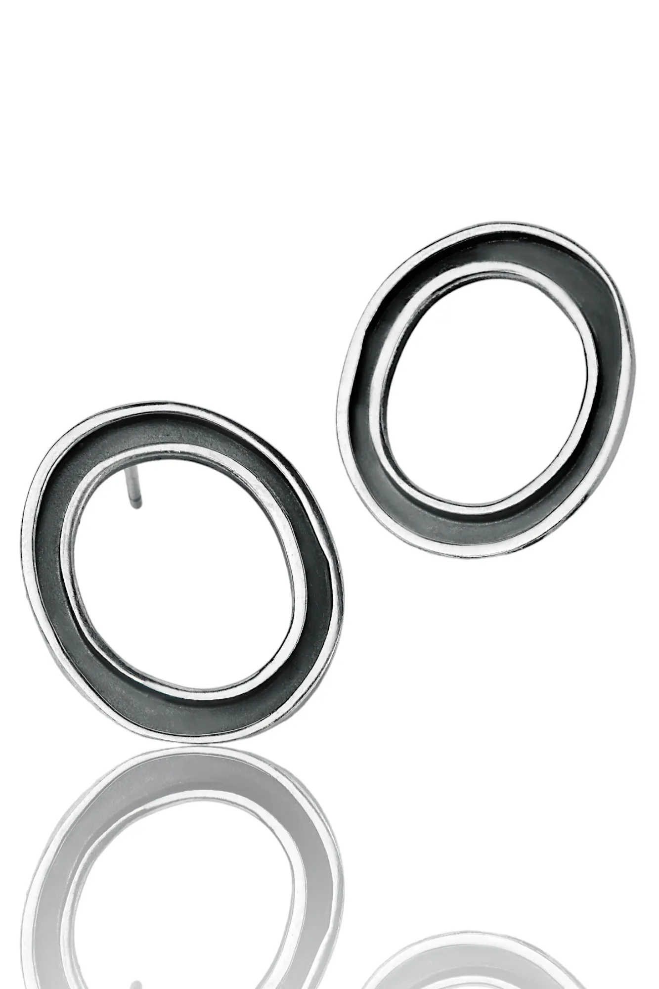 Χειροποίητα κοσμήματα | Ασημένια καρφωτά σκουλαρίκια με οξείδωση main