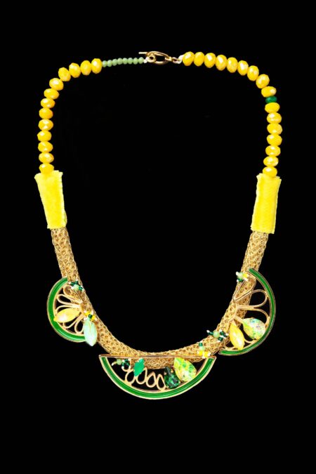 Χειροποίητα κοσμήματα | Κολιέ Λεμόνια από επιχρυσωμένο ορείχαλκο με κρύσταλλα Swarovski gallery 1