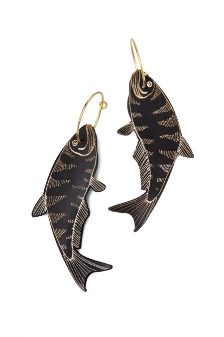 Χειροποίητα κοσμήματα | Ψάρια χαραγμένα σκουλαρίκι από ορείχαλκο και ασήμι gallery 1