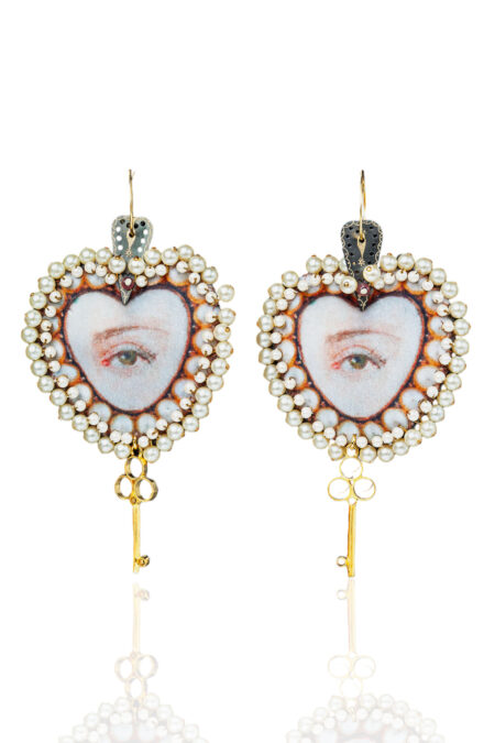 Χειροποίητα κοσμήματα | Μοναδικά σκουλαρίκια καρδιές με πέρλες και ύφασμα main