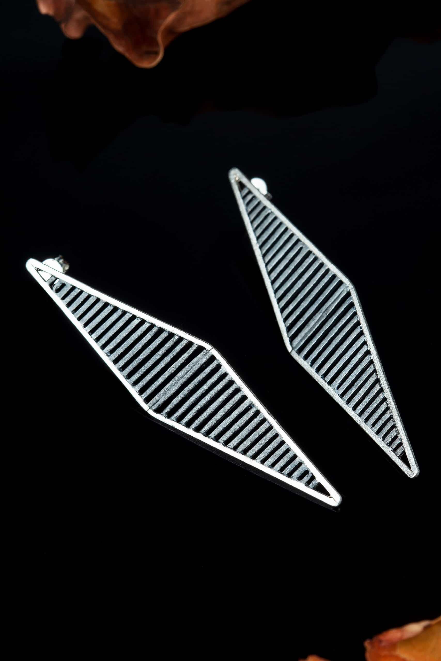 Geometrical diamond shaped oxidized silver earrings gallery 1