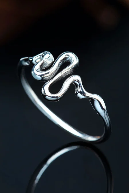 Snake minimal rhodium plated silver ring main