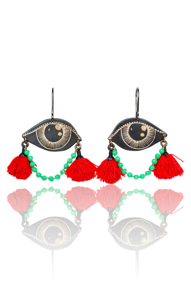 Eyes handmade earrings with jade and red tassels main