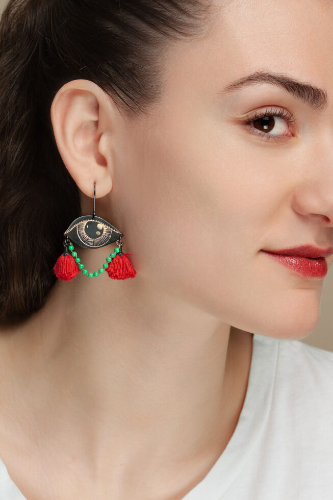 Eyes handmade earrings with jade and red tassels gallery 1