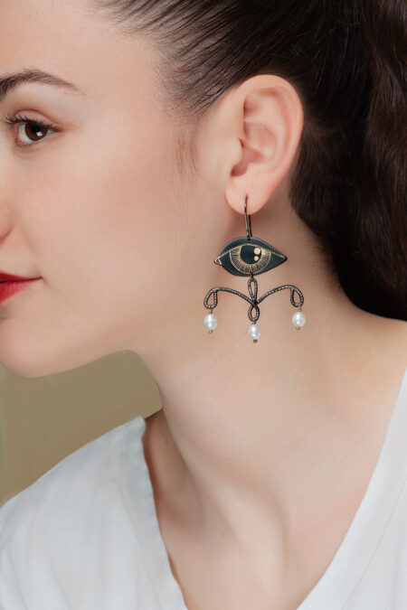 Eyes chandeliers handmade earrings with pearls gallery 1