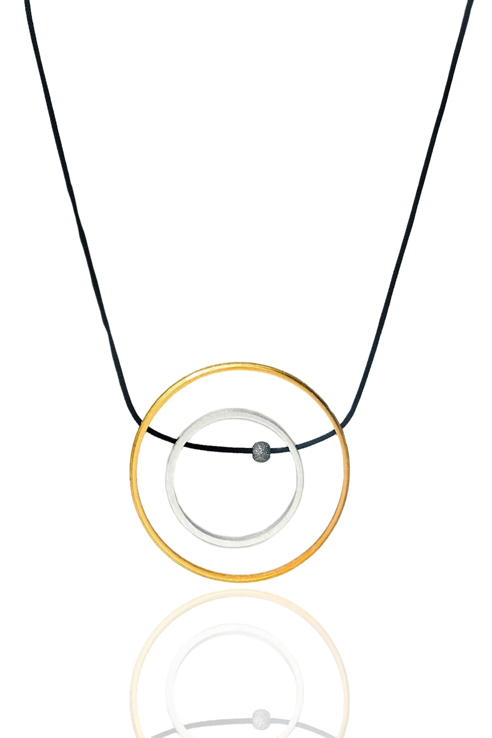 Χειροποίητα κοσμήματα | Μίνιμαλ γεωμετρικό κολιέ από ορείχαλκο με χρώματα επιμεταλλώσεων main