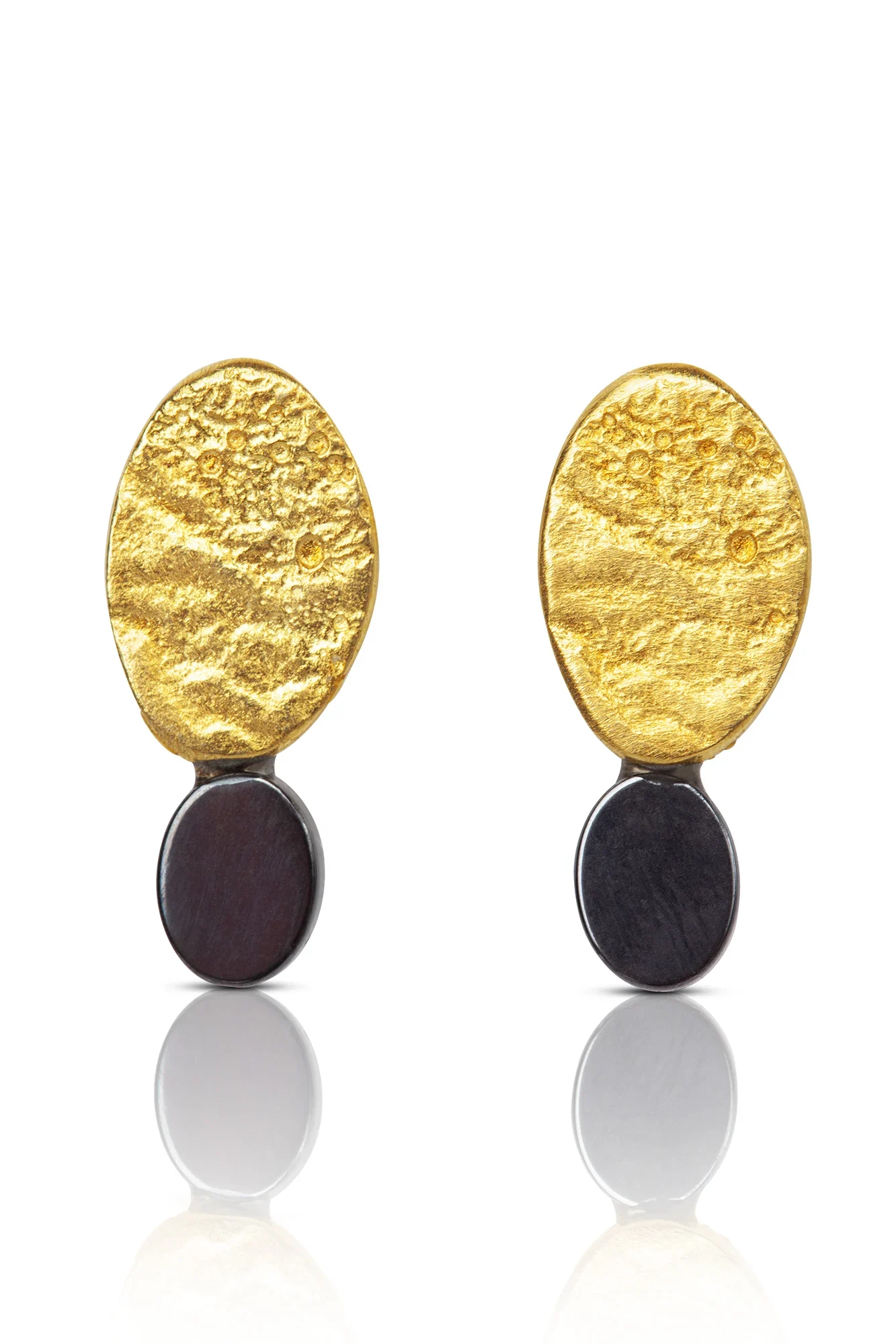 Χειροποίητα κοσμήματα | Οβάλ Χειροποίητα Ασημένια Σκουλαρίκια με Αιματίτη main